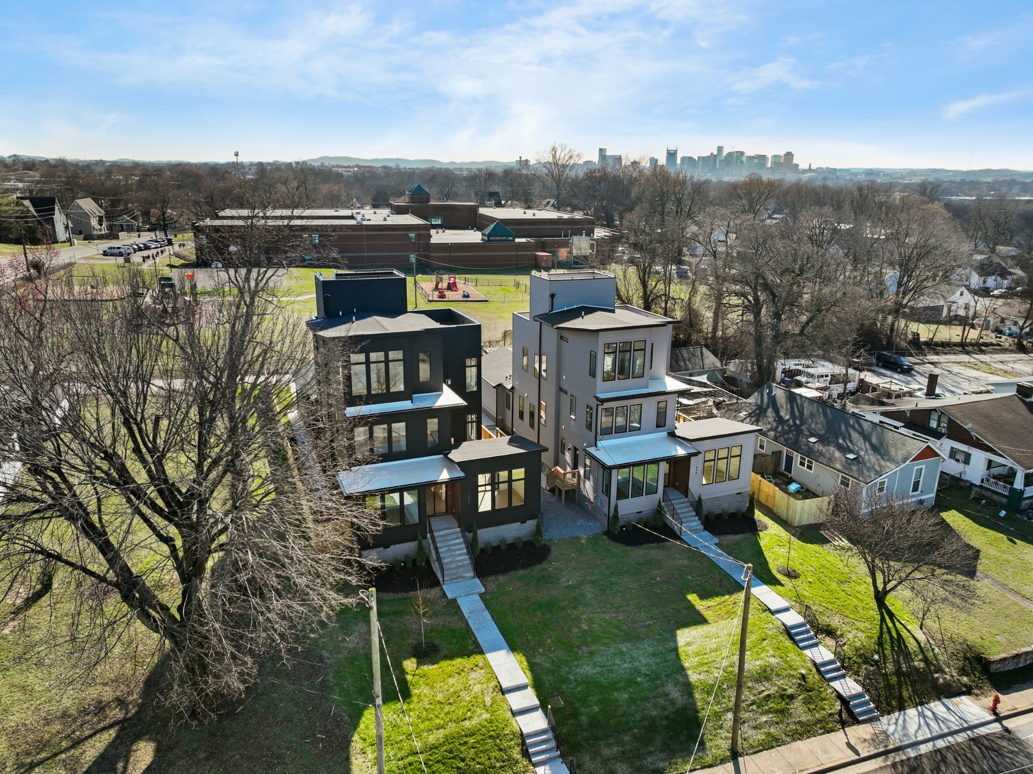 996 Douglas Ave