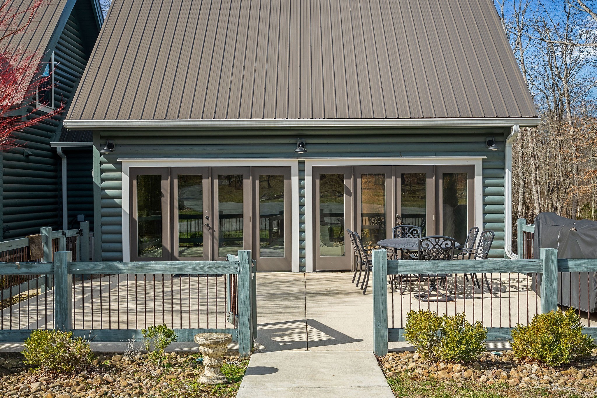 246 Panther Creek Ln