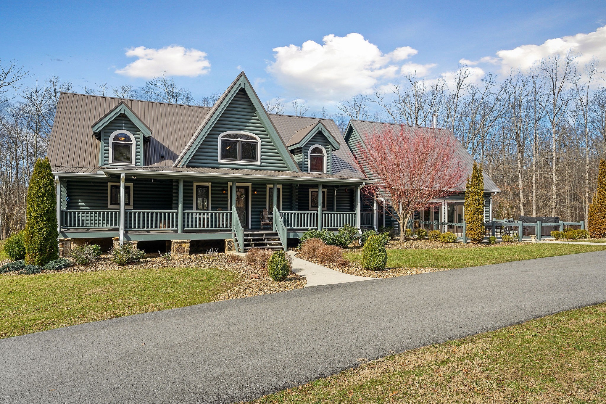 246 Panther Creek Ln