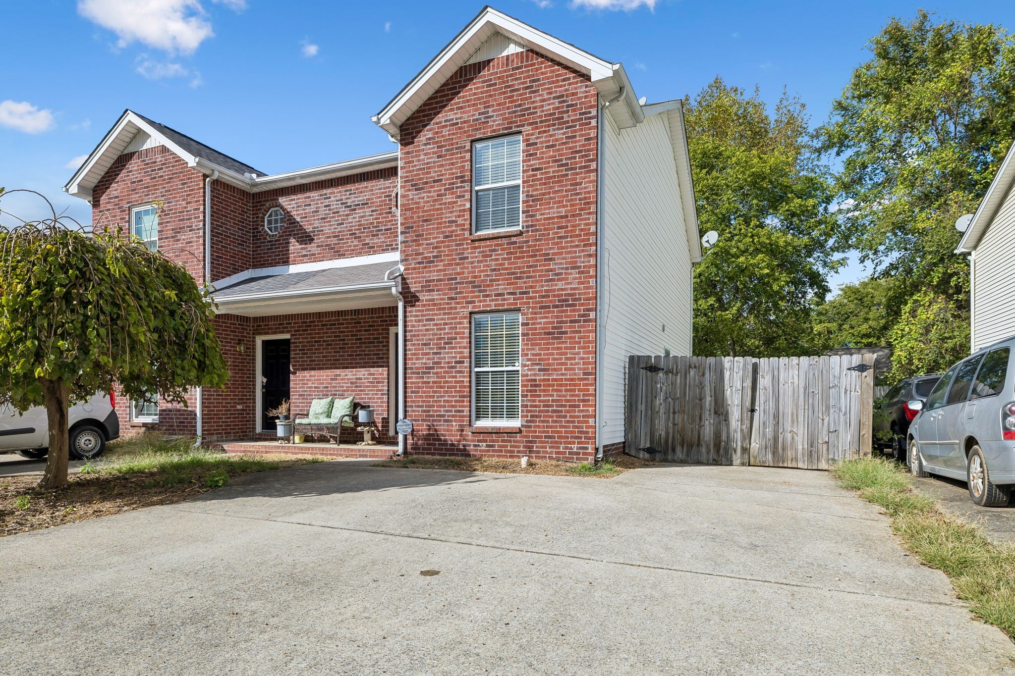 1441 Middleborough Ct