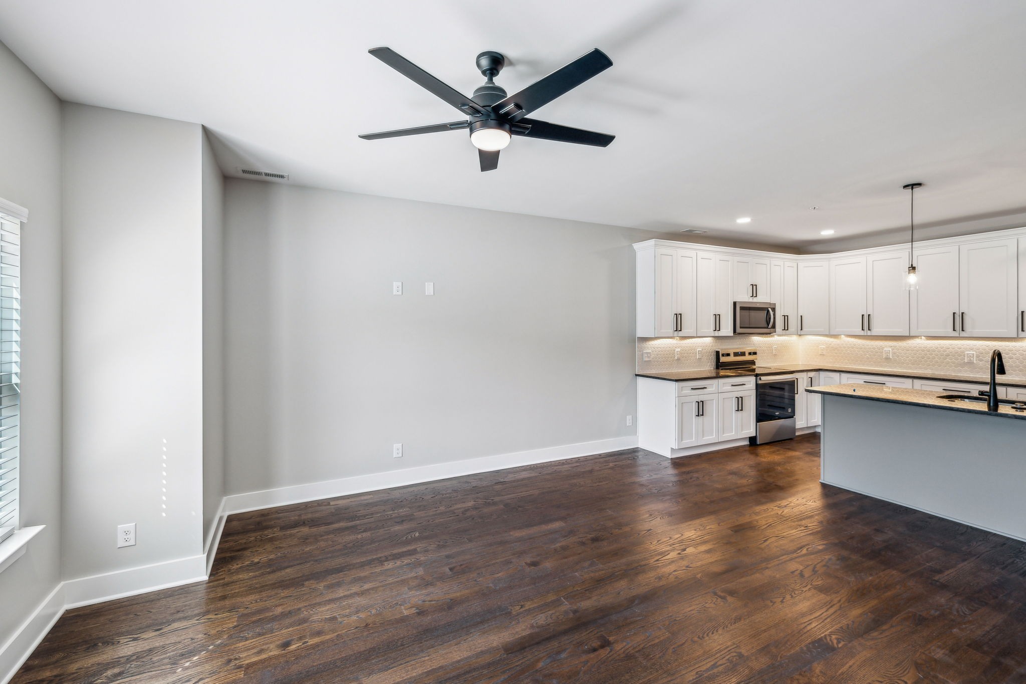 143 Crockett Hills Lane
