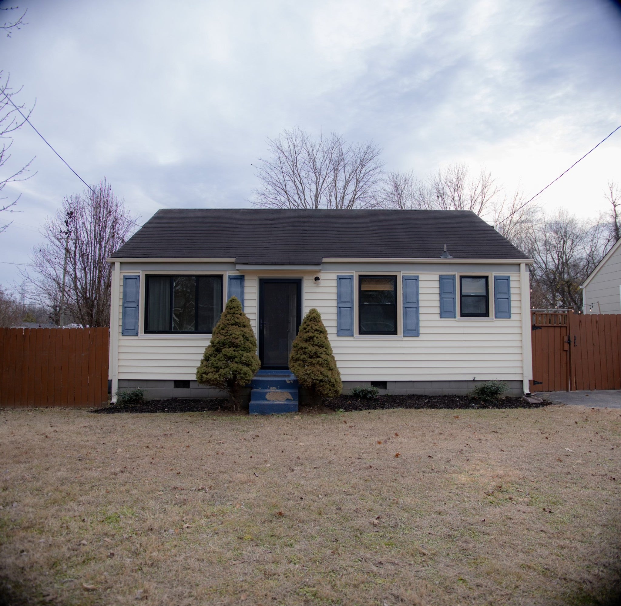 2.0-bed rental at 28 Waters Ave