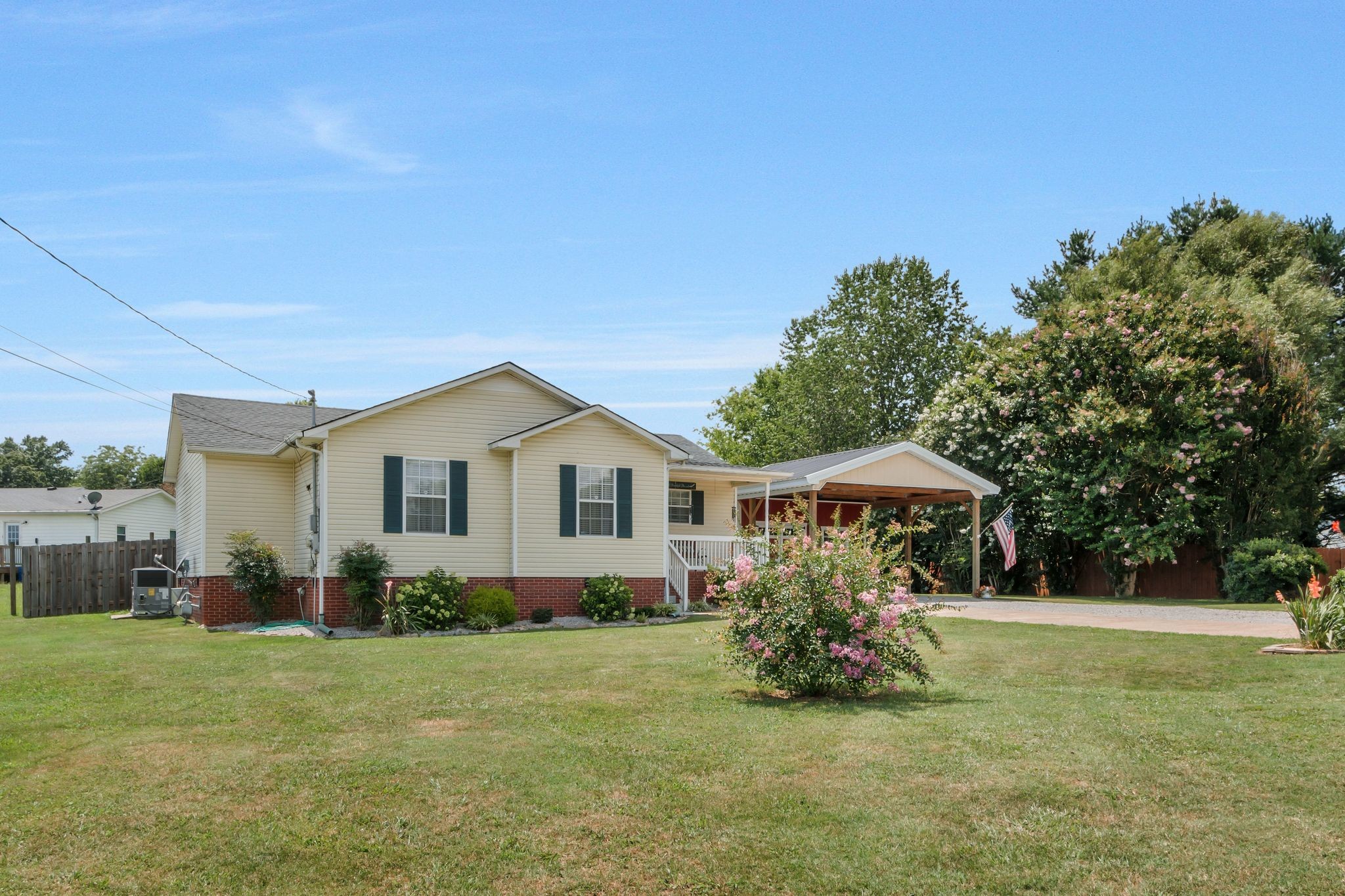 109 Saint Margarett Cir