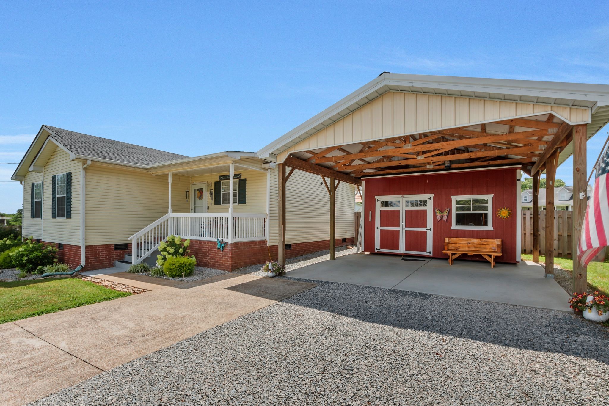 109 Saint Margarett Cir