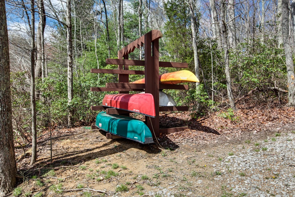 102 Chestnut Hollow Trail