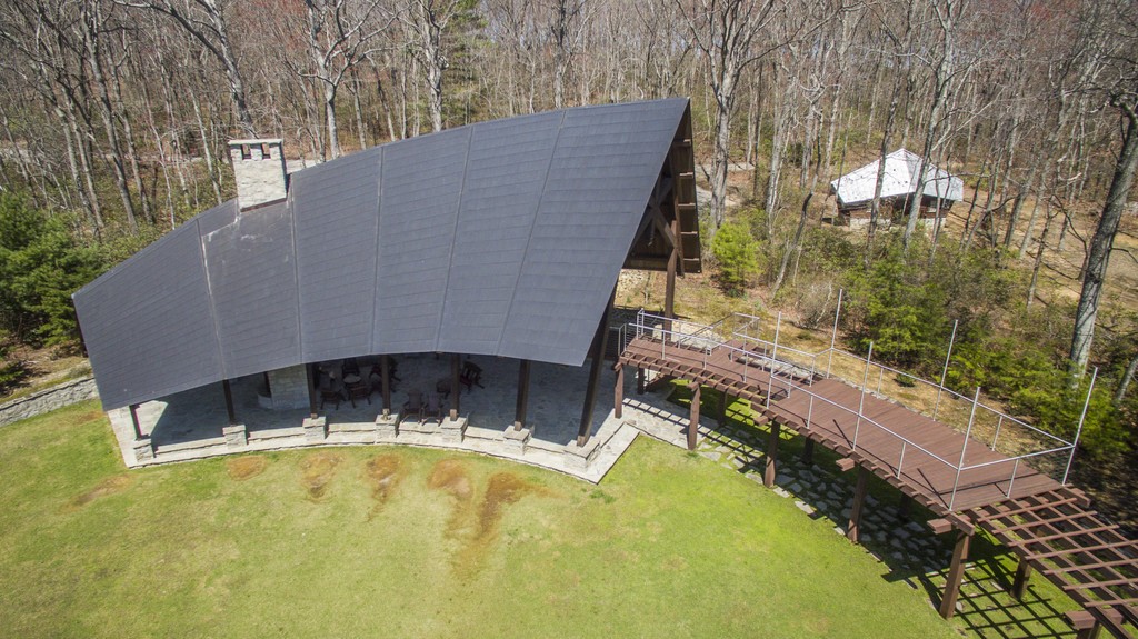 102 Chestnut Hollow Trail