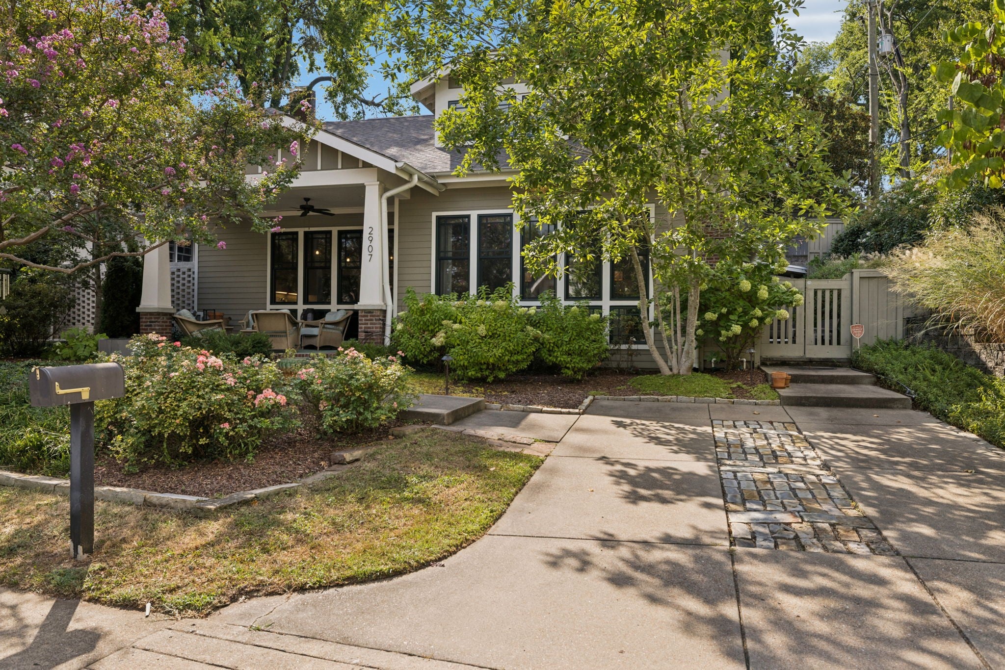 3-bed listing at 2907 Oakland Avenue, Nashville