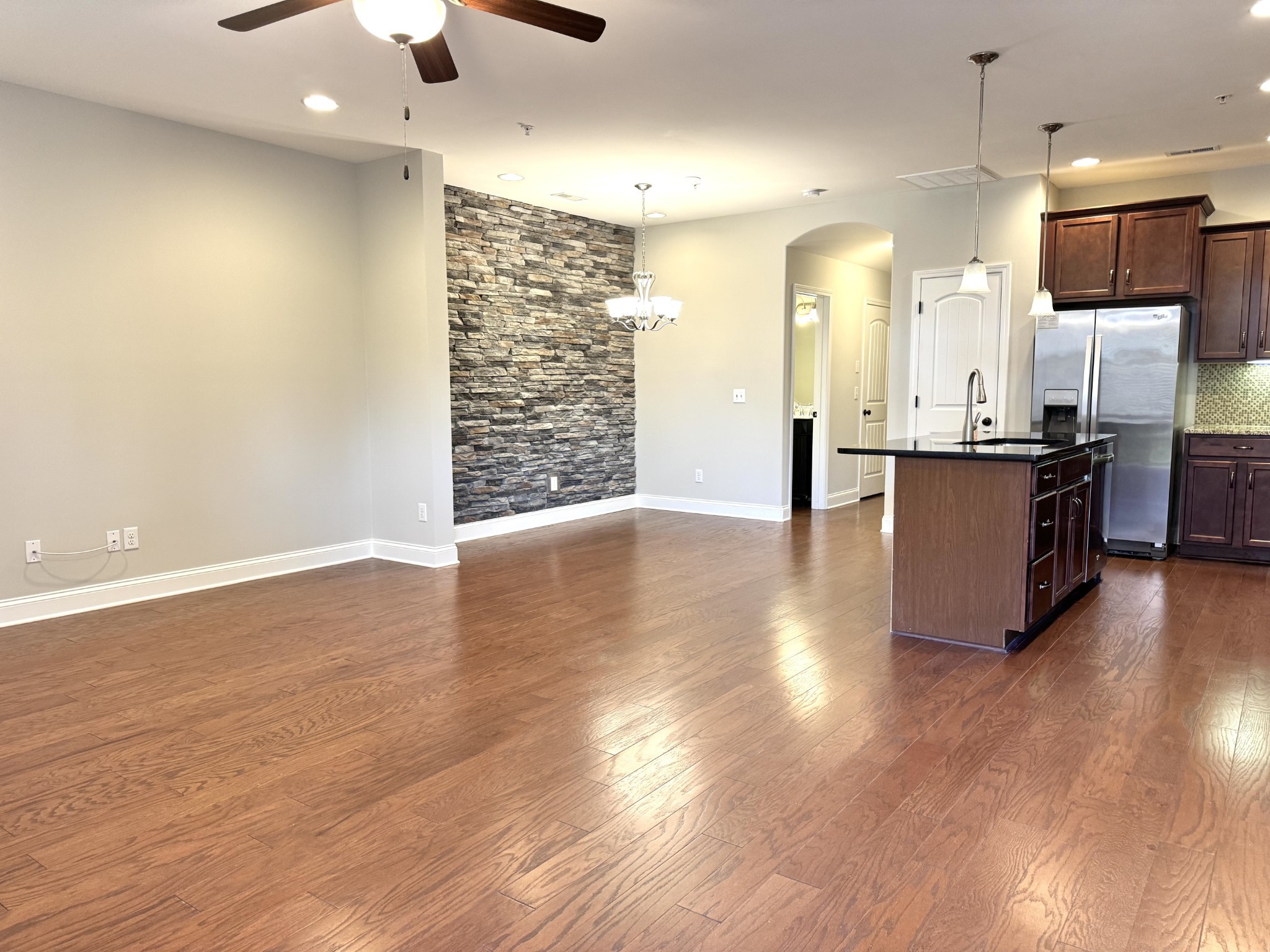 207 Bixby Private Ln