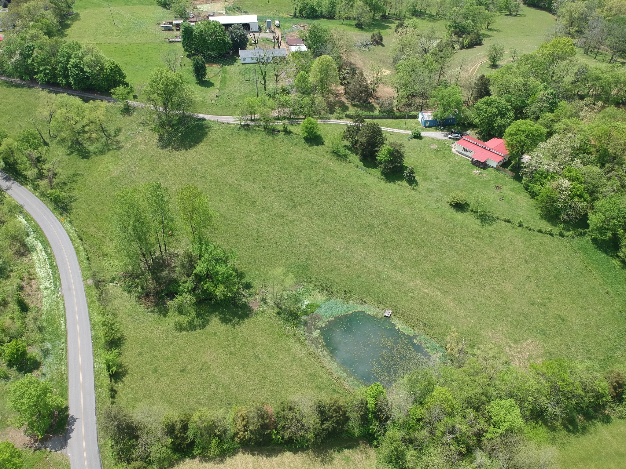 170 School House Ln