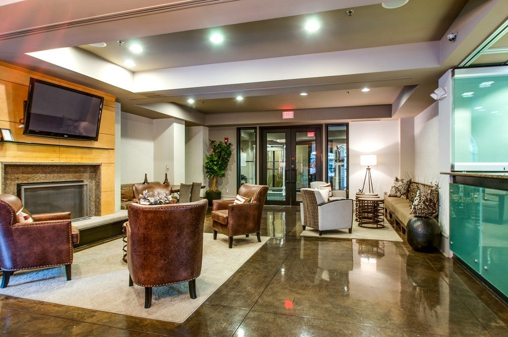 1803 Broadway 427