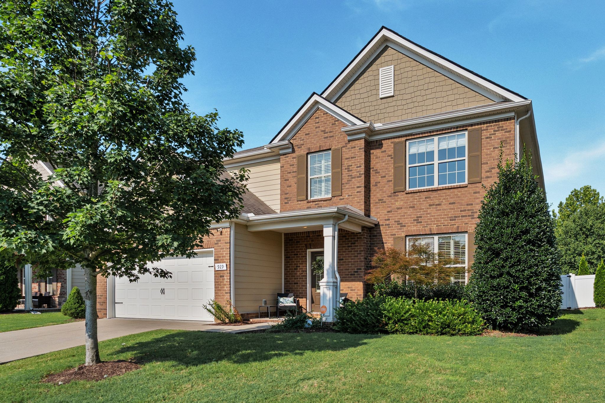 929 Manson Crossing Dr