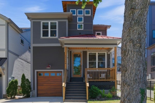 4.0-bed rental at 2330a Carter Ave
