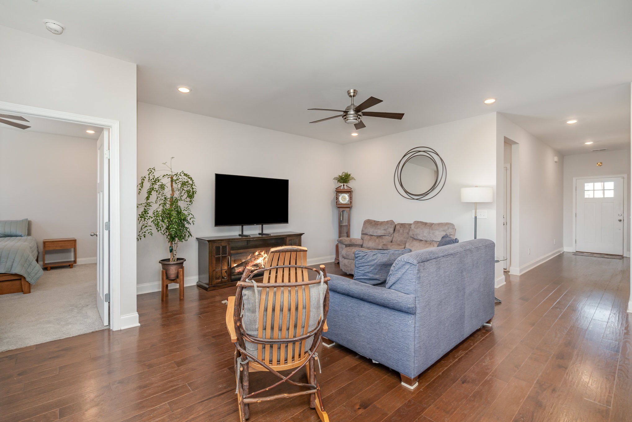 359 Mattieton Ln