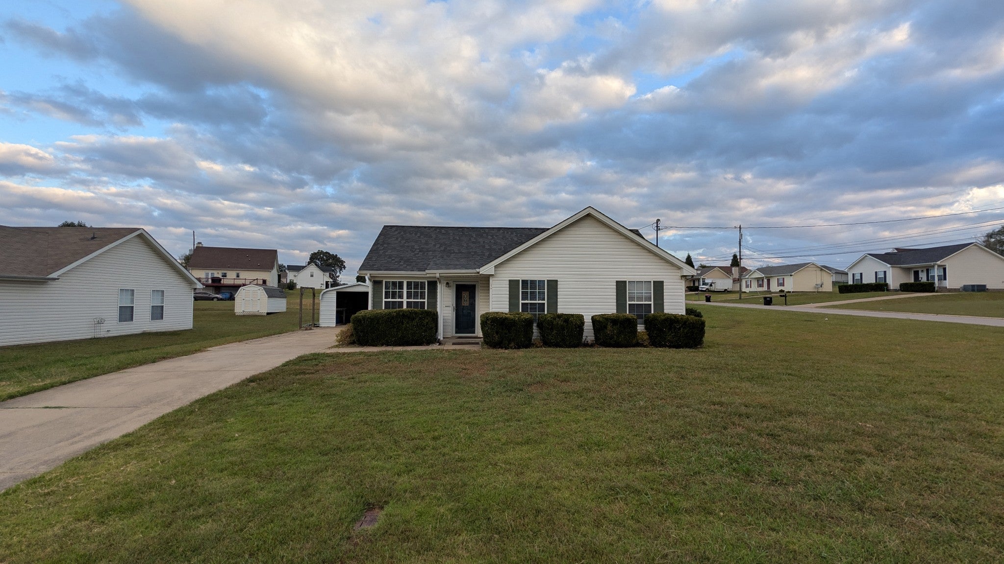 1279 Silver Star Dr