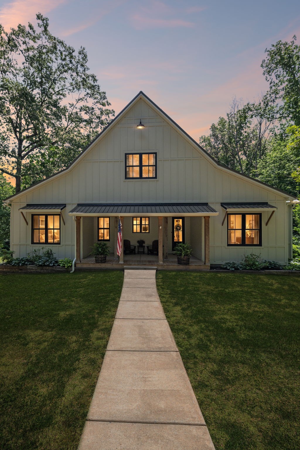 7111 Dogwood Ln