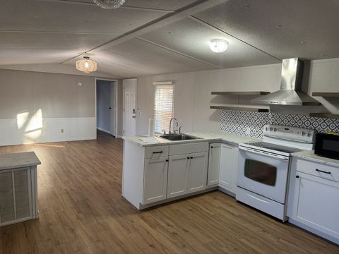 611 Sycamore Ln La Vergne TN 37086