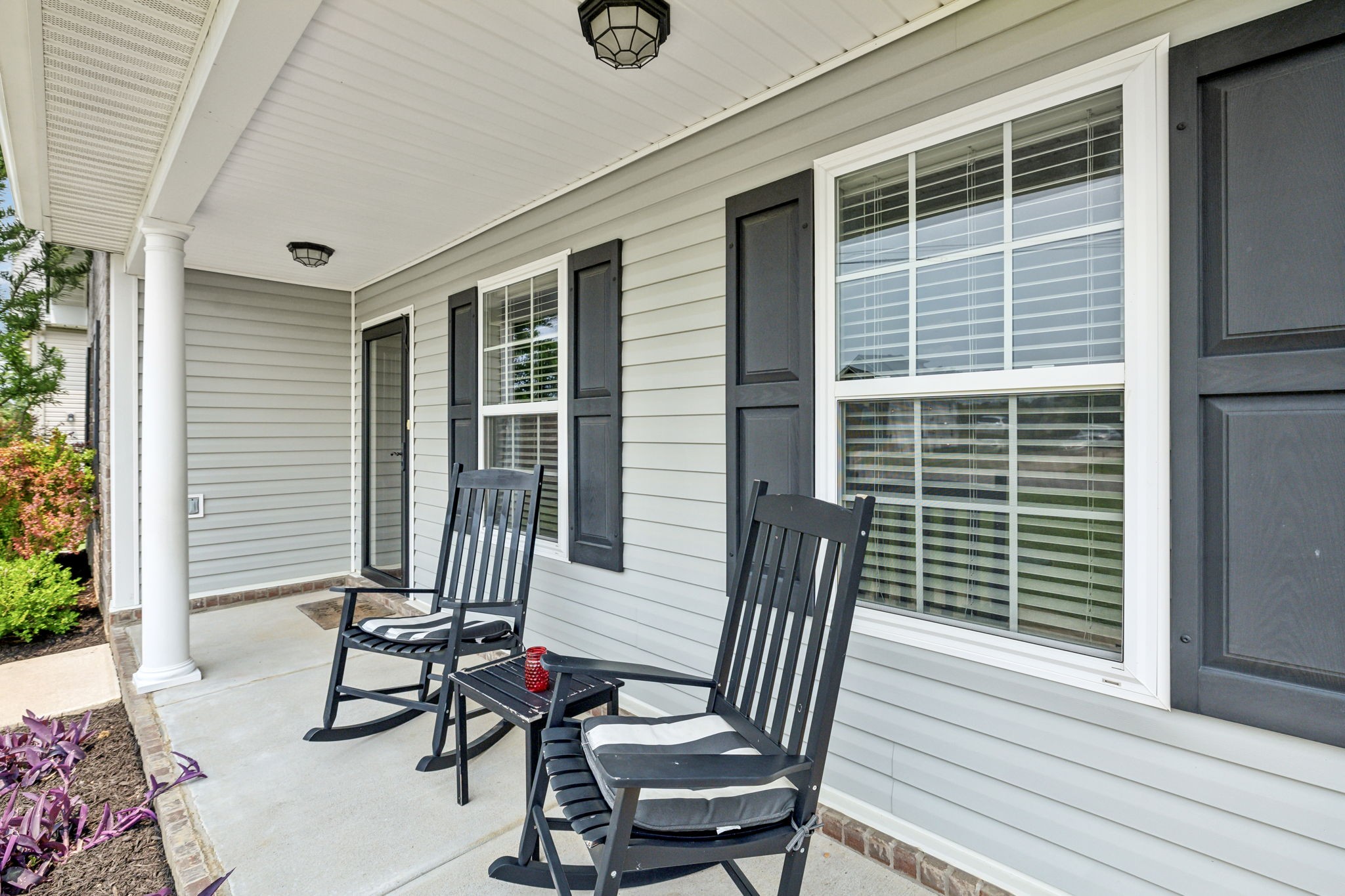 4219 Zephyr Ct
