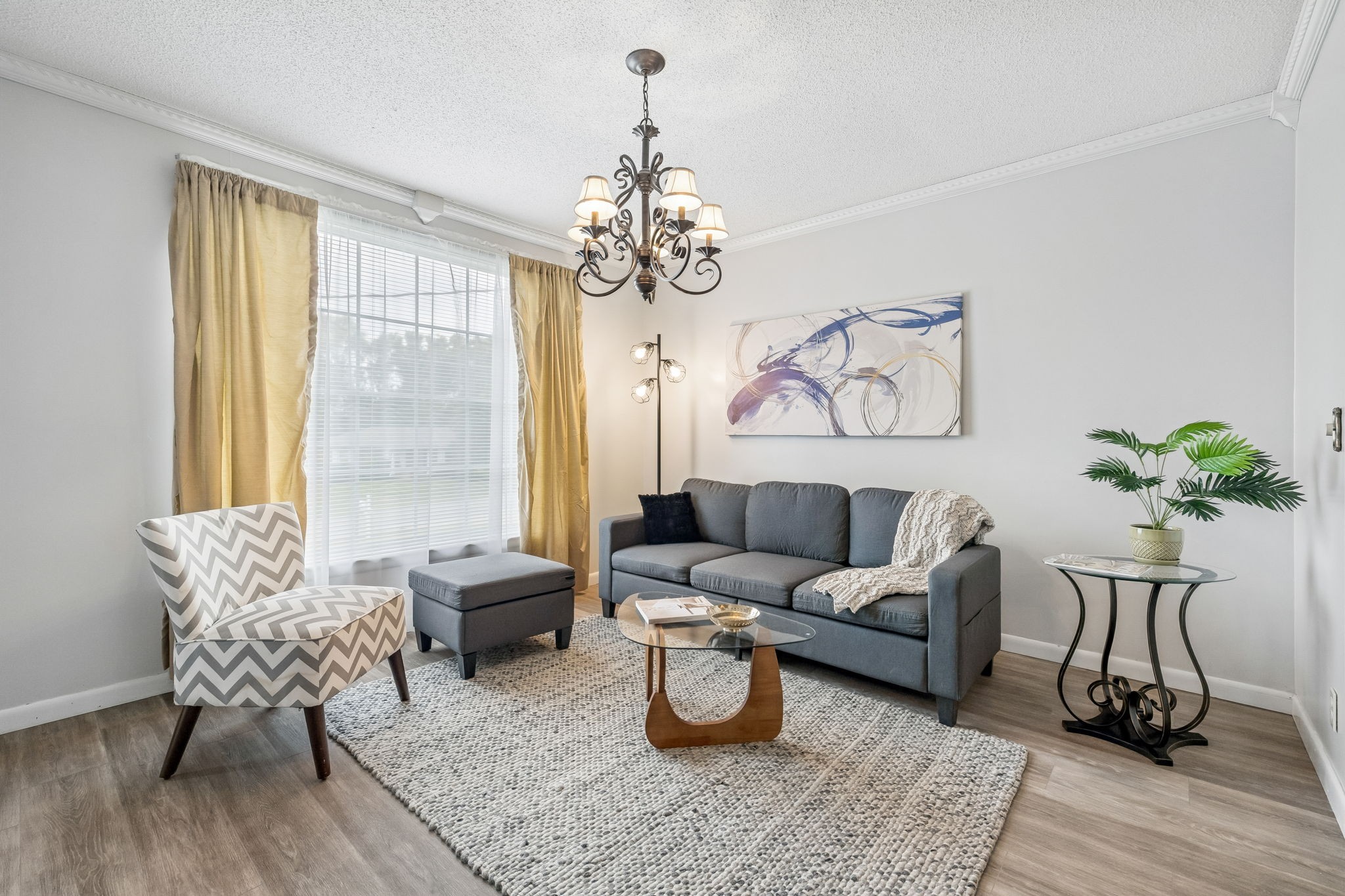 229 Grandview Dr
