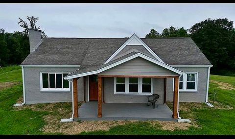 7140 Carthage Rd Pleasant Shade TN 37145