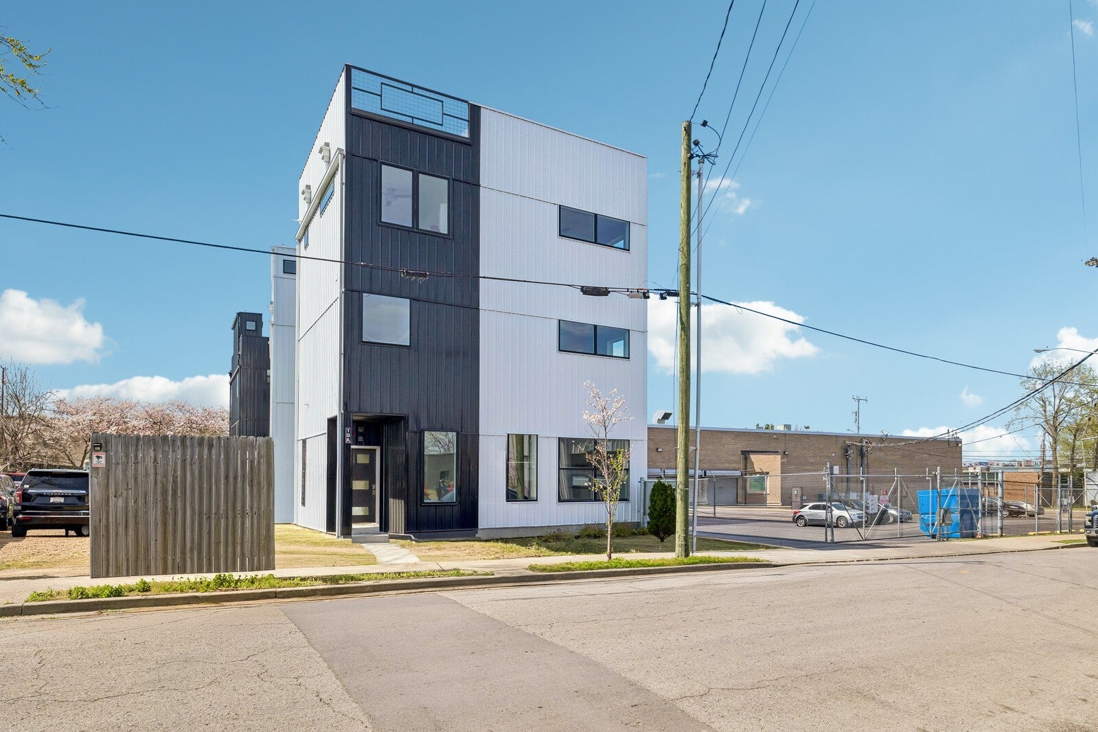 19A Keith St