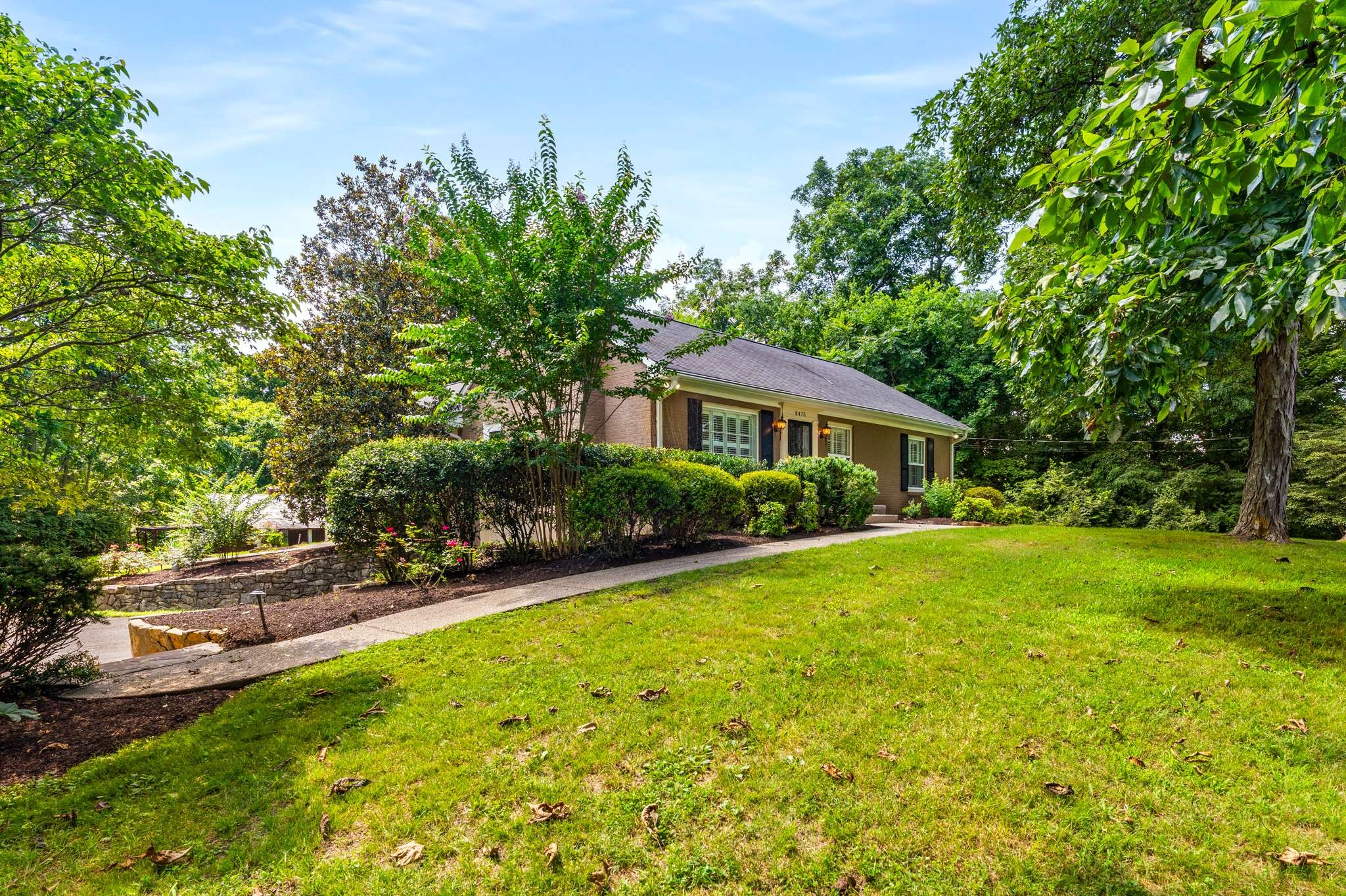 8475 McCrory Ln