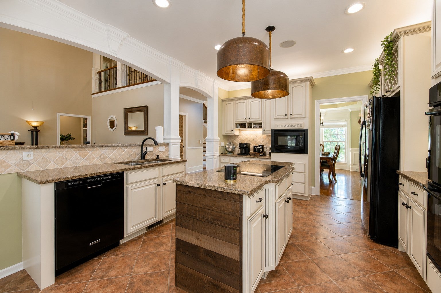 1014 Atchley Ct