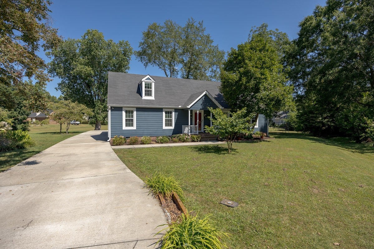 1407 Glade Ct