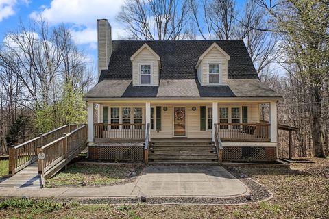 1081 Ridgecrest Dr Kingston Springs TN 37082