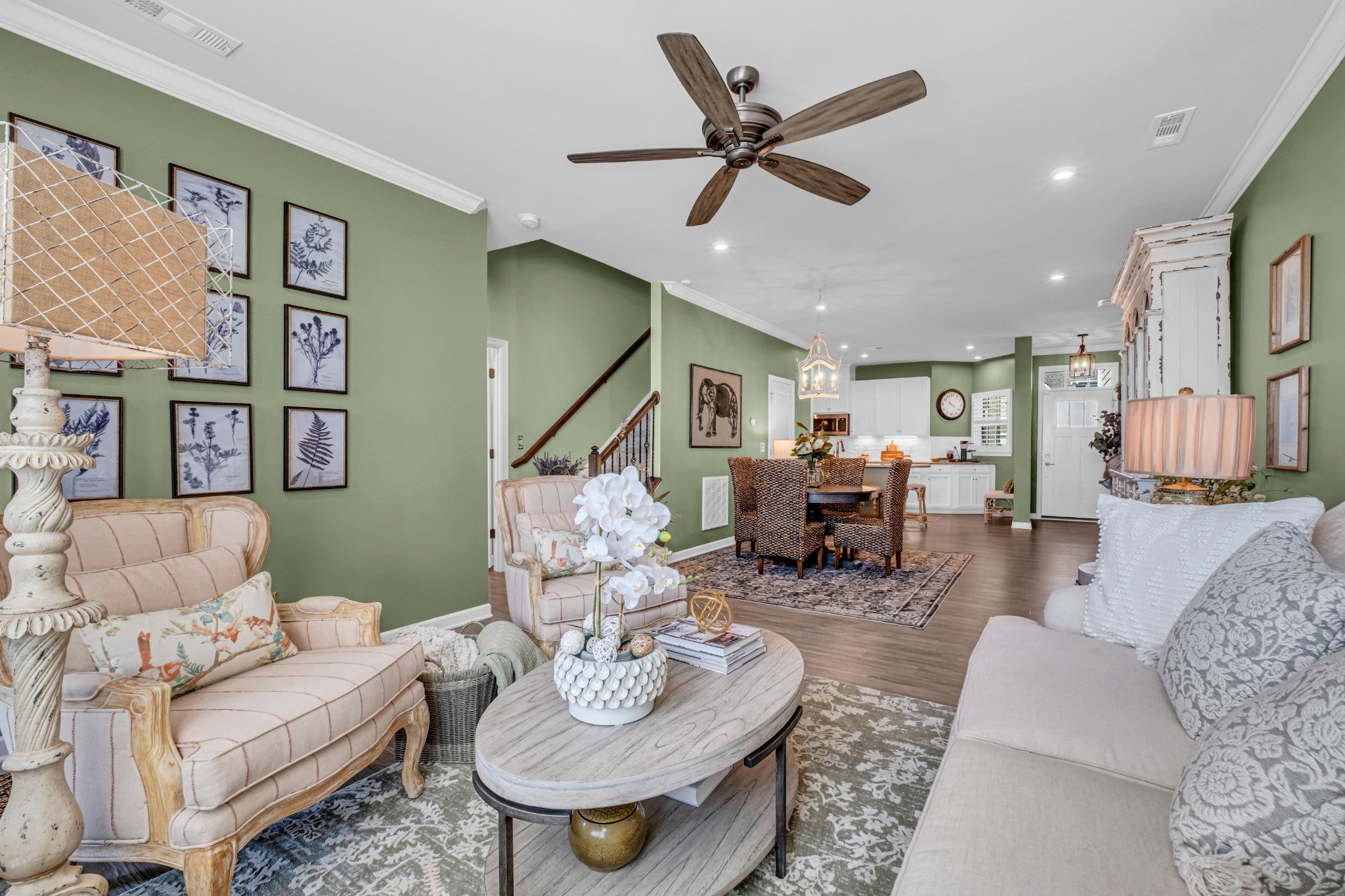 226 S Downs Cir