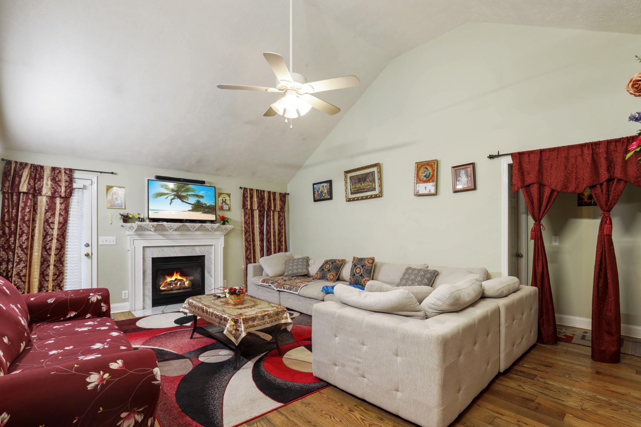 304 Baronswood Dr