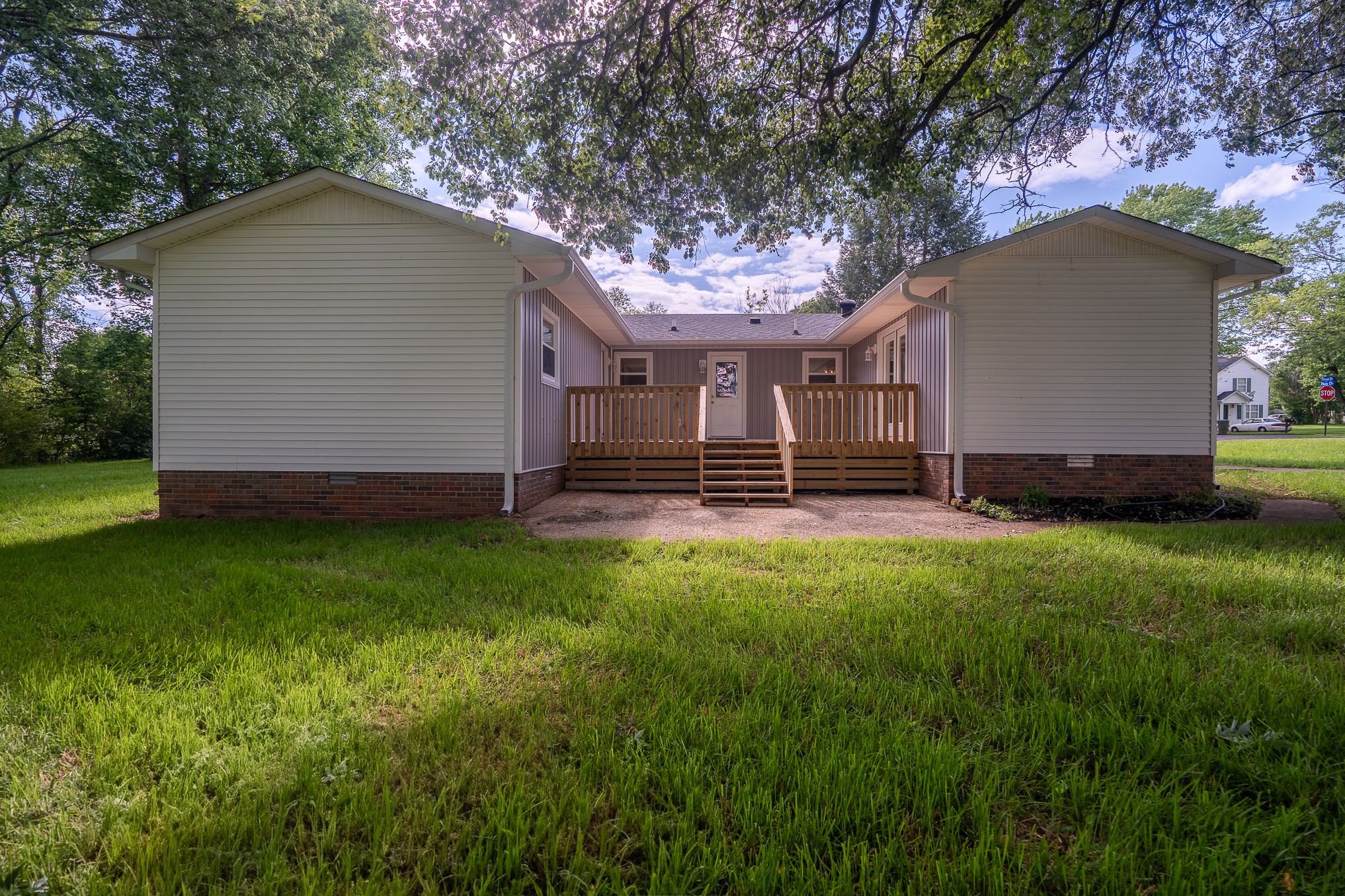 802 Daniel Dr