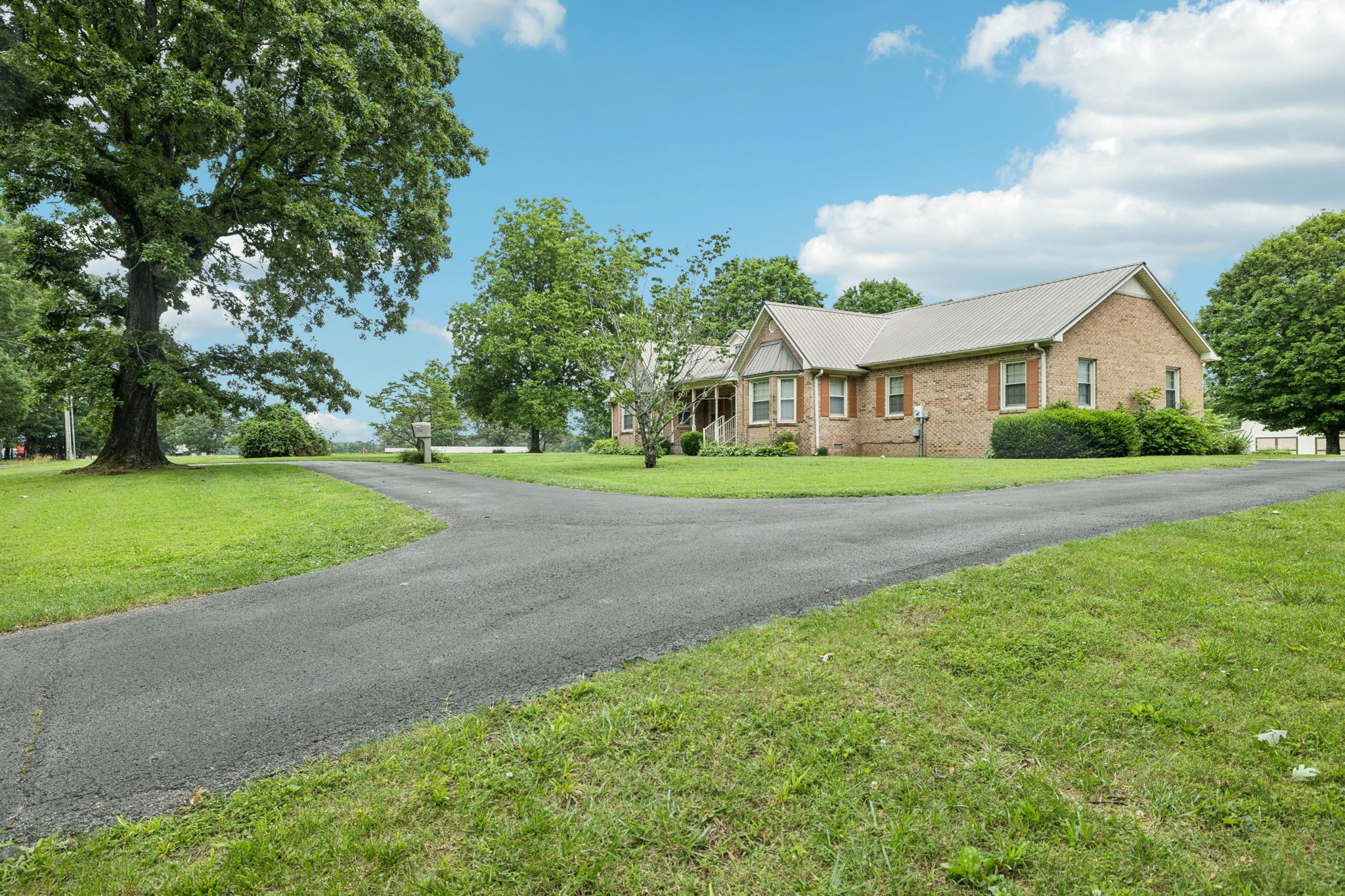 306 Farrar Hill Rd