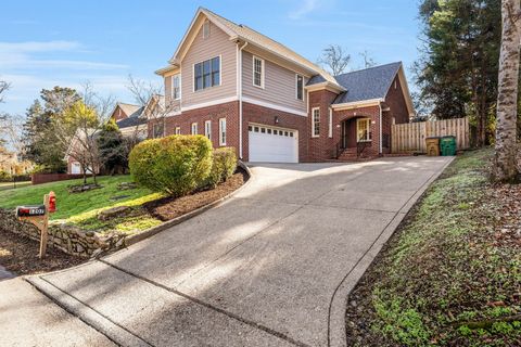 Photo of 1207 Grandview Dr, Nashville, TN 37215 (MLS # 3128817)
