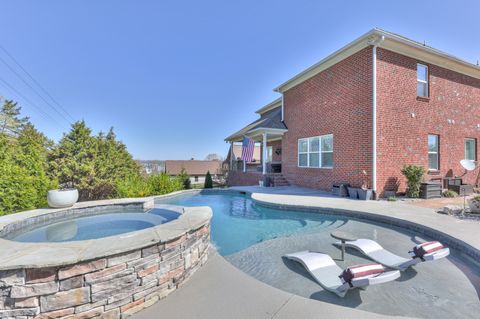 127 Waters Hill Cir Lebanon TN 37087