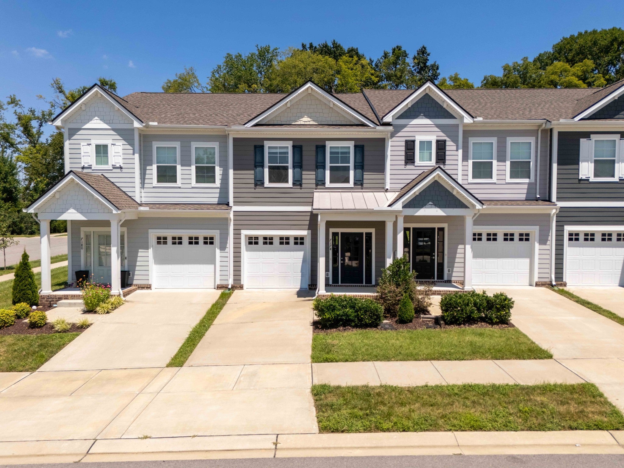3-bed condo for sale in Franklin, TN 37064, 7174 Gracious Dr 7174 Gracious Dr, Franklin TN 37064 3-bed condo, photo 1 of 51