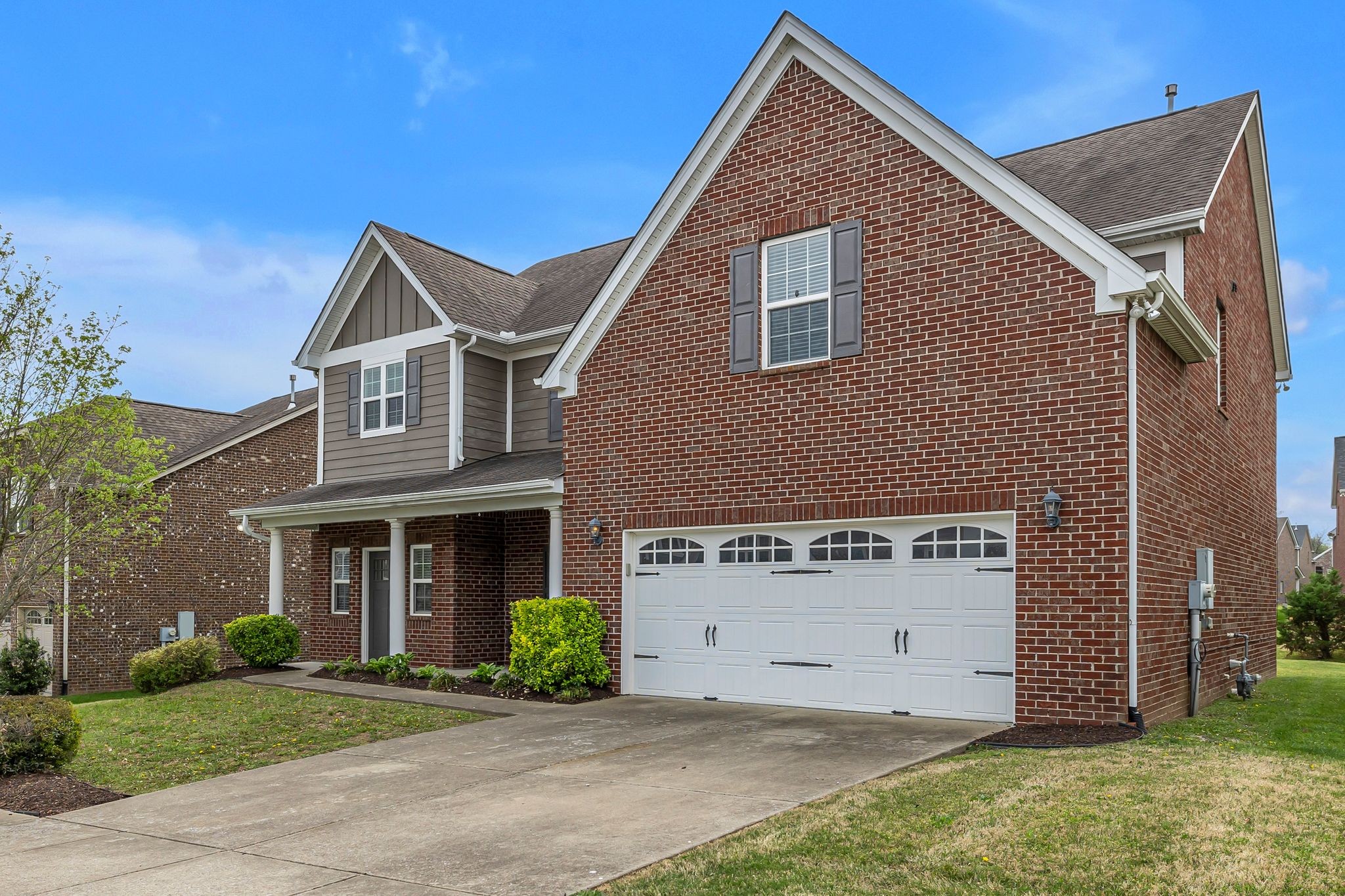 2183 Chaucer Park Ln