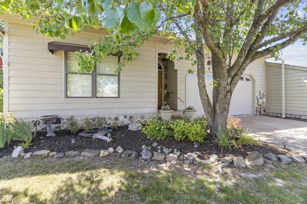 7001 SAWGRASS CT, CHATTANOOGA, TN 37416 - Image 38e9e4a1b2e33d19863a522dbd1cd818/555809396