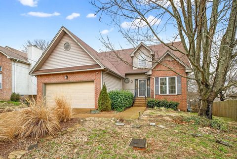 5204 Catspaw Dr Antioch TN 37013