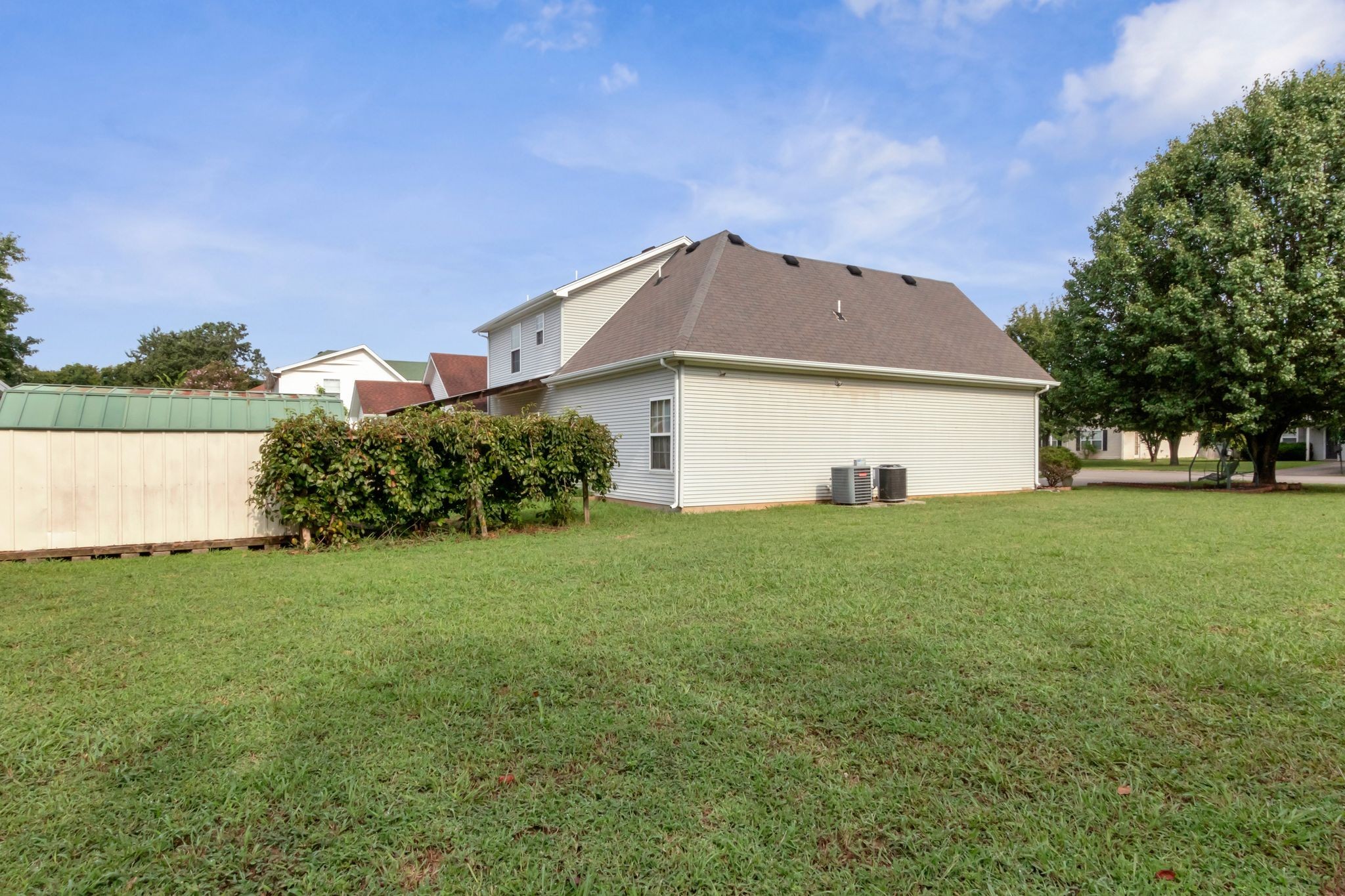 905 Red Feather Trail