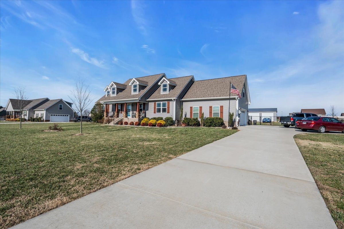 985 Richland Farms Dr