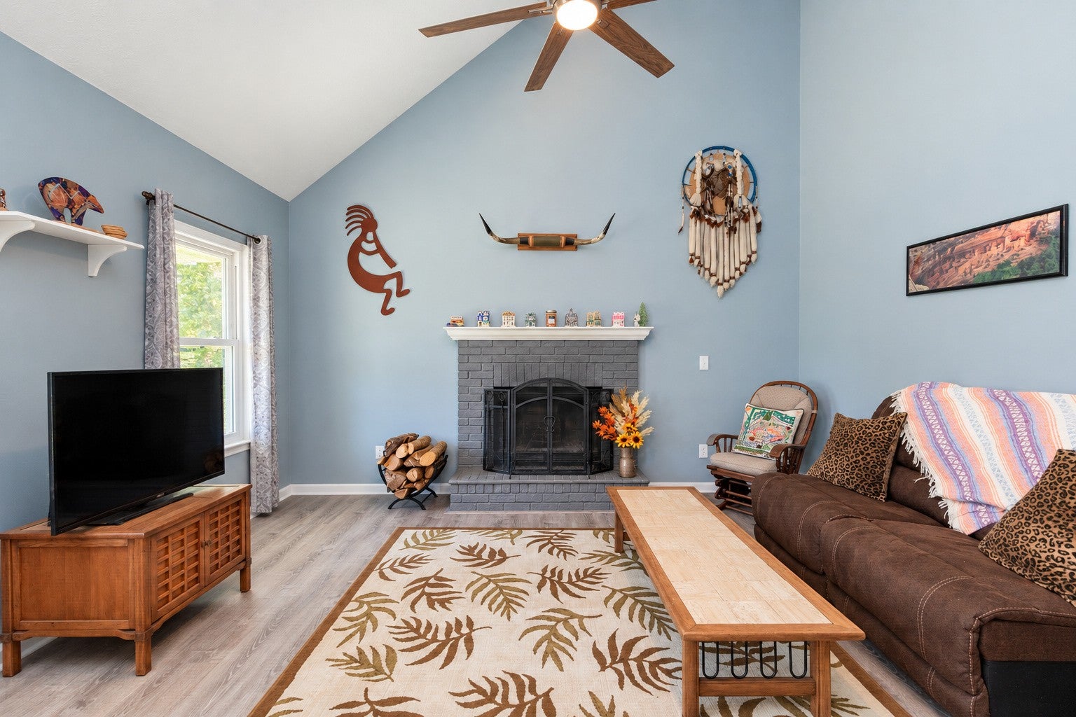 207 Louise Dr