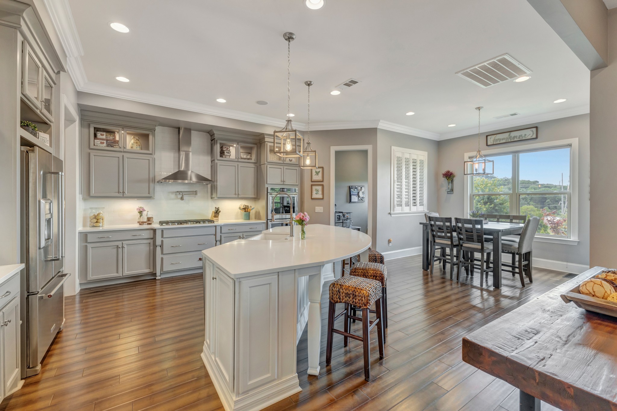 Brentwood, Tennessee 37027, United States, 6 Bedrooms Bedrooms, ,5 BathroomsBathrooms,Residential,Active,171587