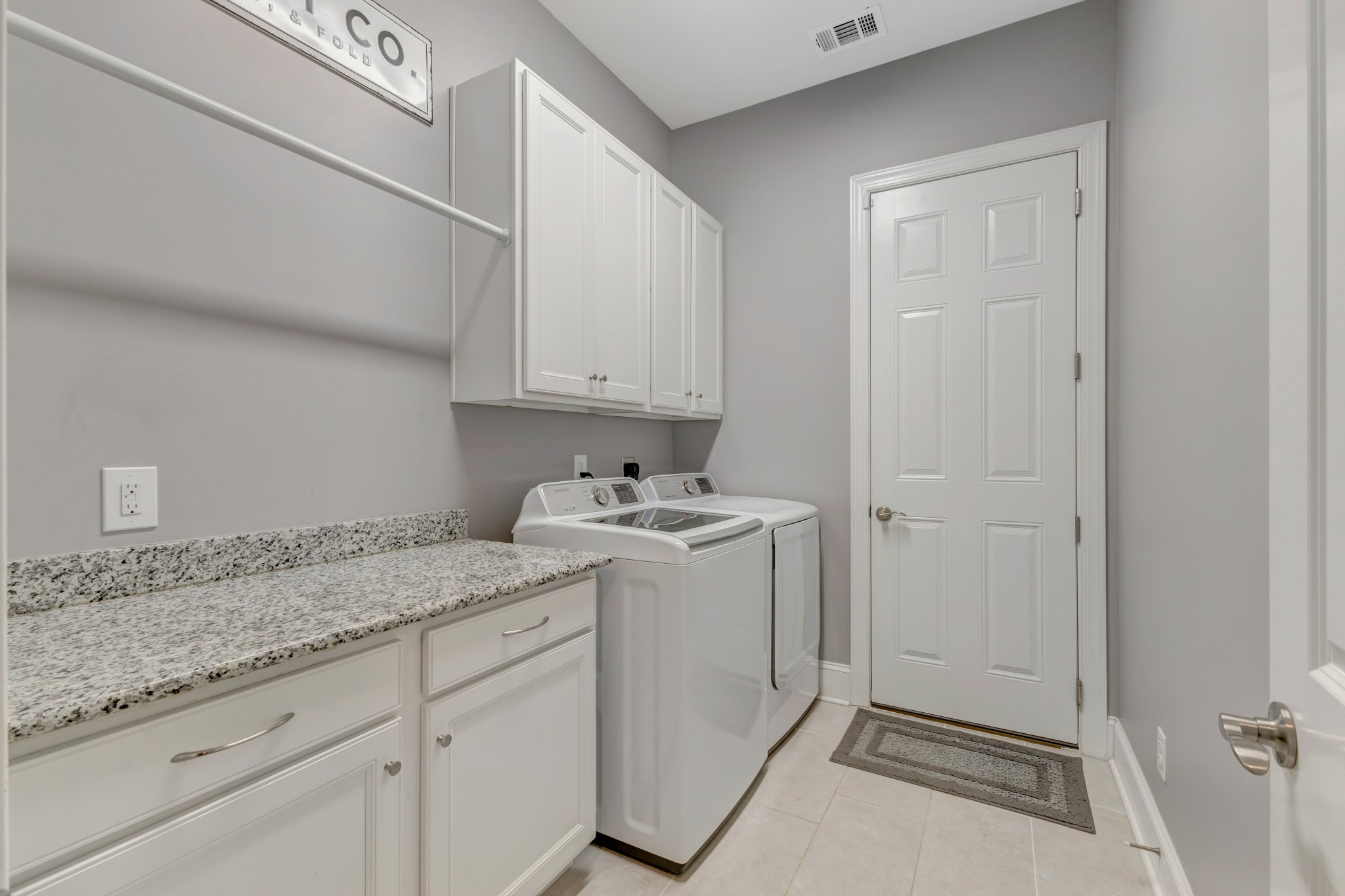 Brentwood, Tennessee 37027, United States, 6 Bedrooms Bedrooms, ,5 BathroomsBathrooms,Residential,Active,171587