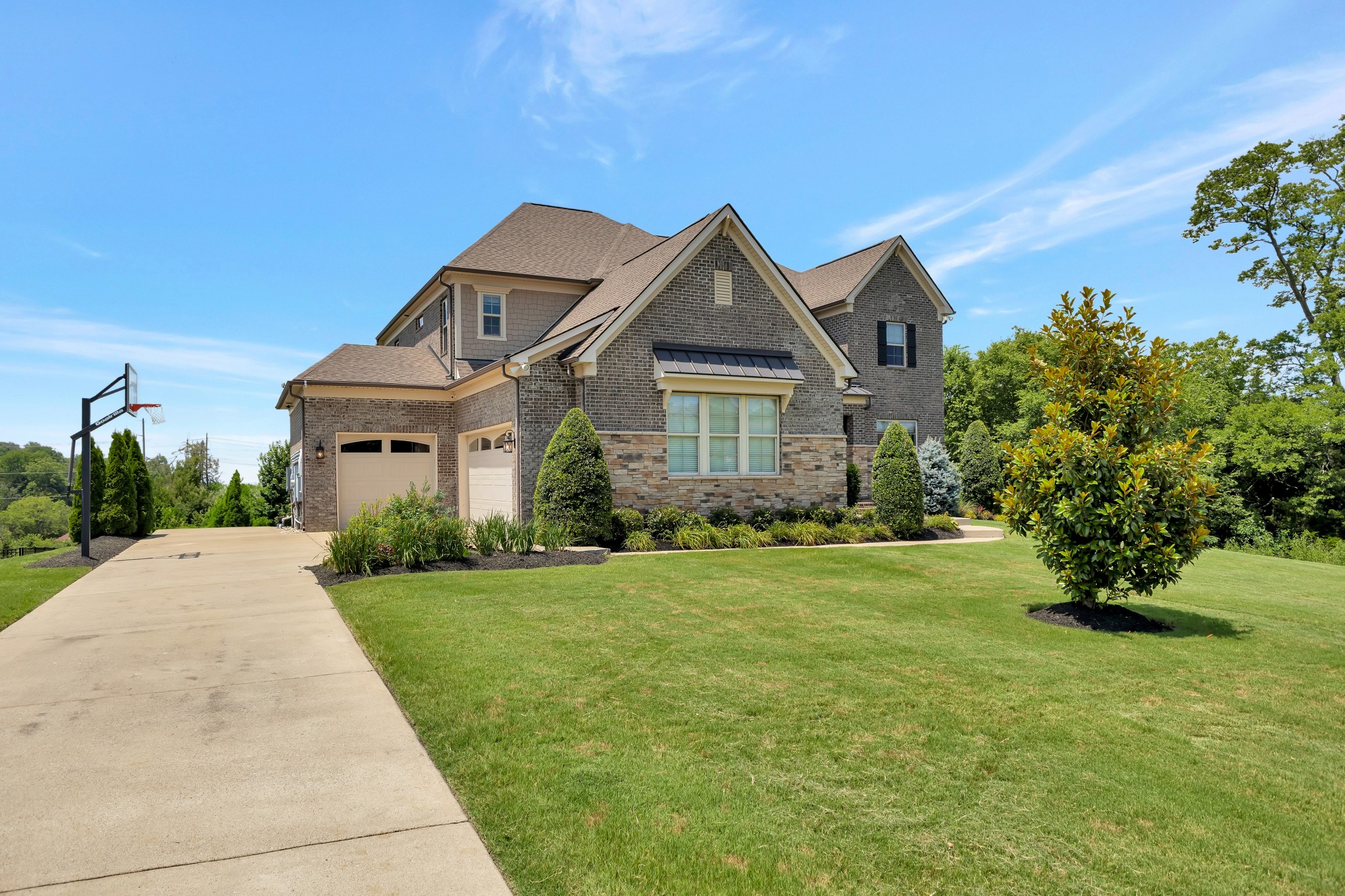 Brentwood, Tennessee 37027, United States, 6 Bedrooms Bedrooms, ,5 BathroomsBathrooms,Residential,Active,171587