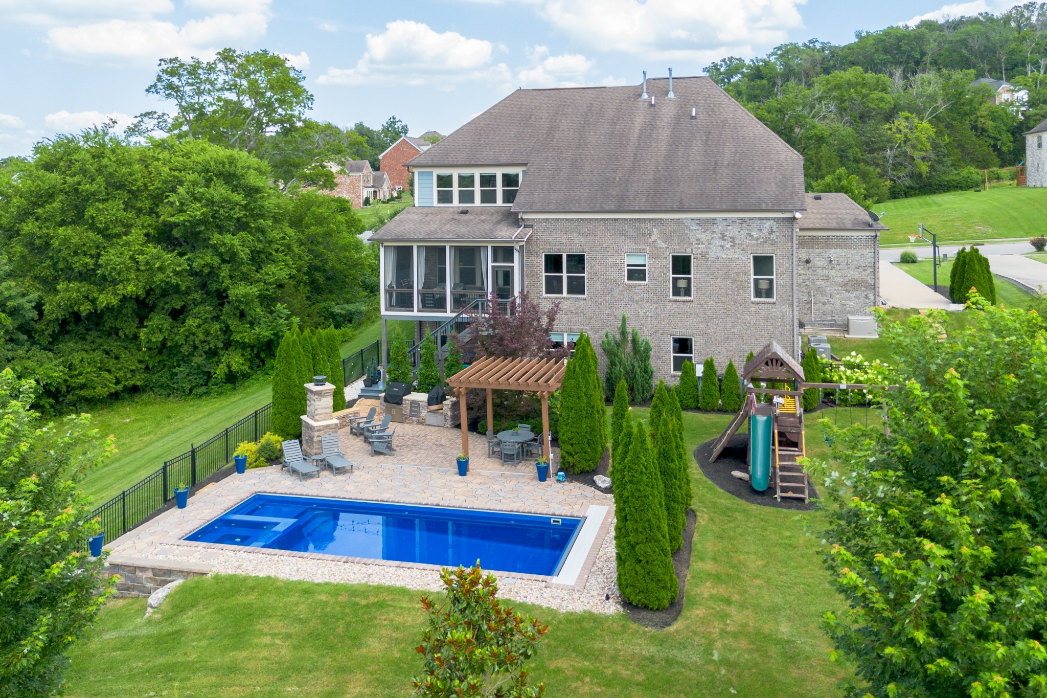 Brentwood, Tennessee 37027, United States, 6 Bedrooms Bedrooms, ,5 BathroomsBathrooms,Residential,Active,171587