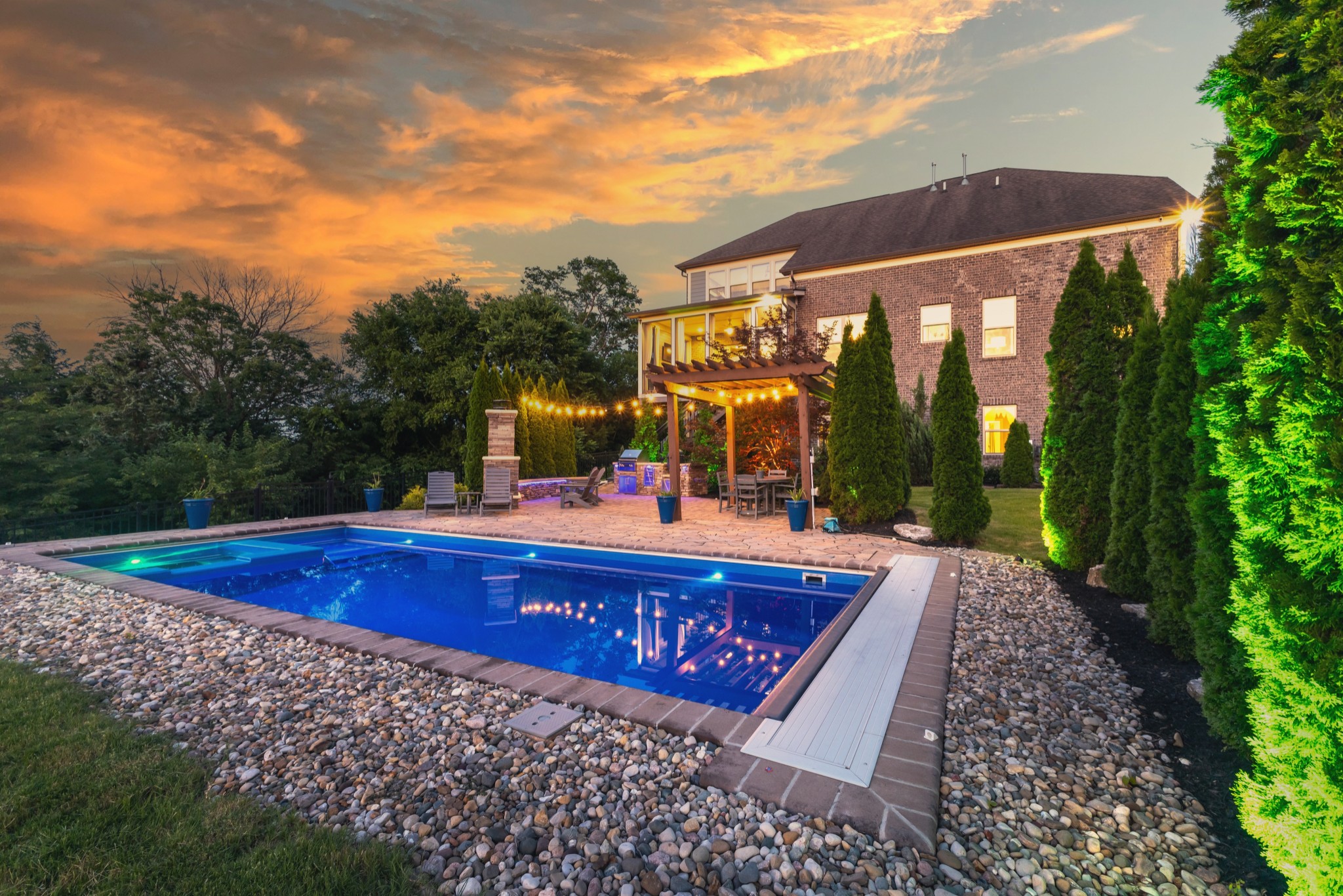 715 Green Hill Blvd
