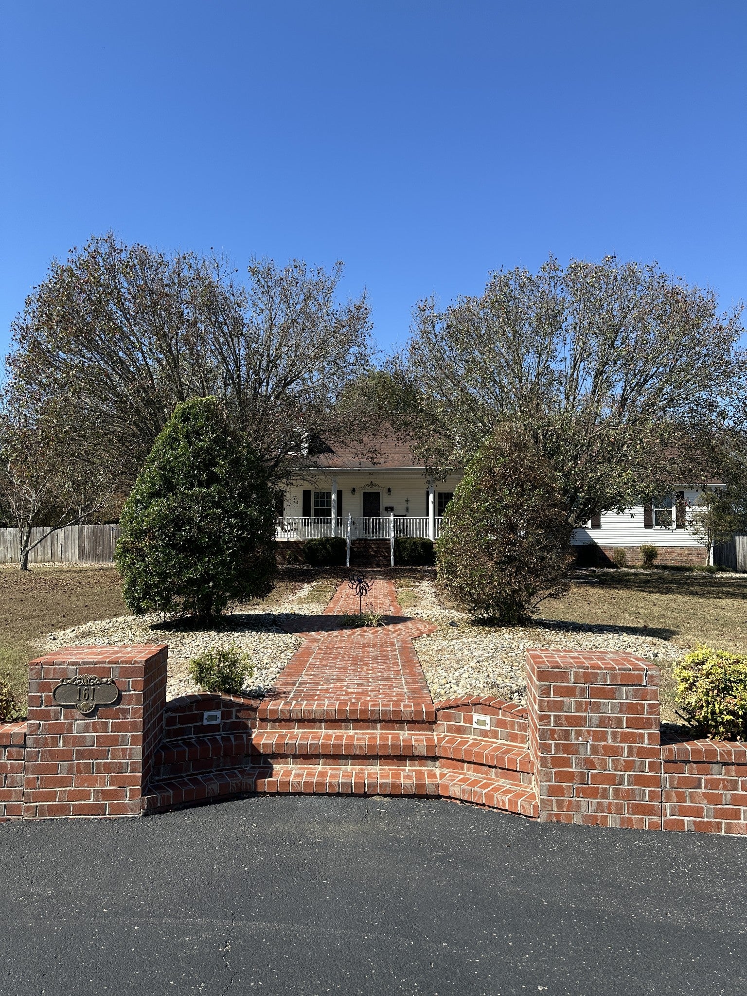 161 Brown Ln