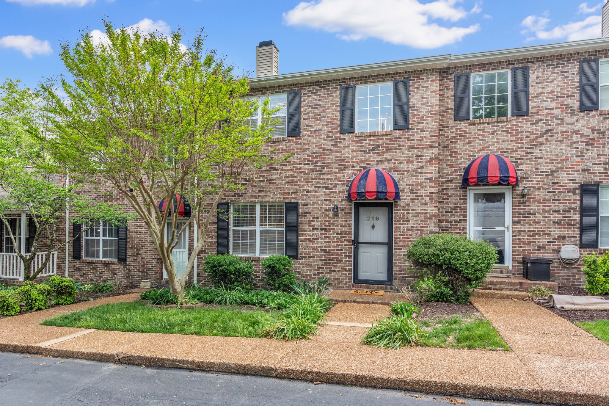 216 Pepper Ridge Cir