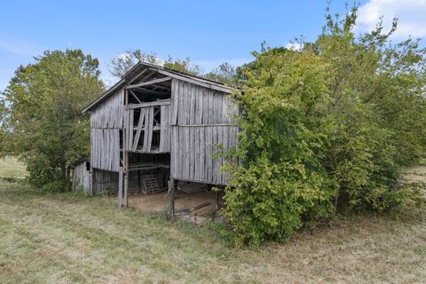 2736 Critz Lane Thompsons Station TN 37179