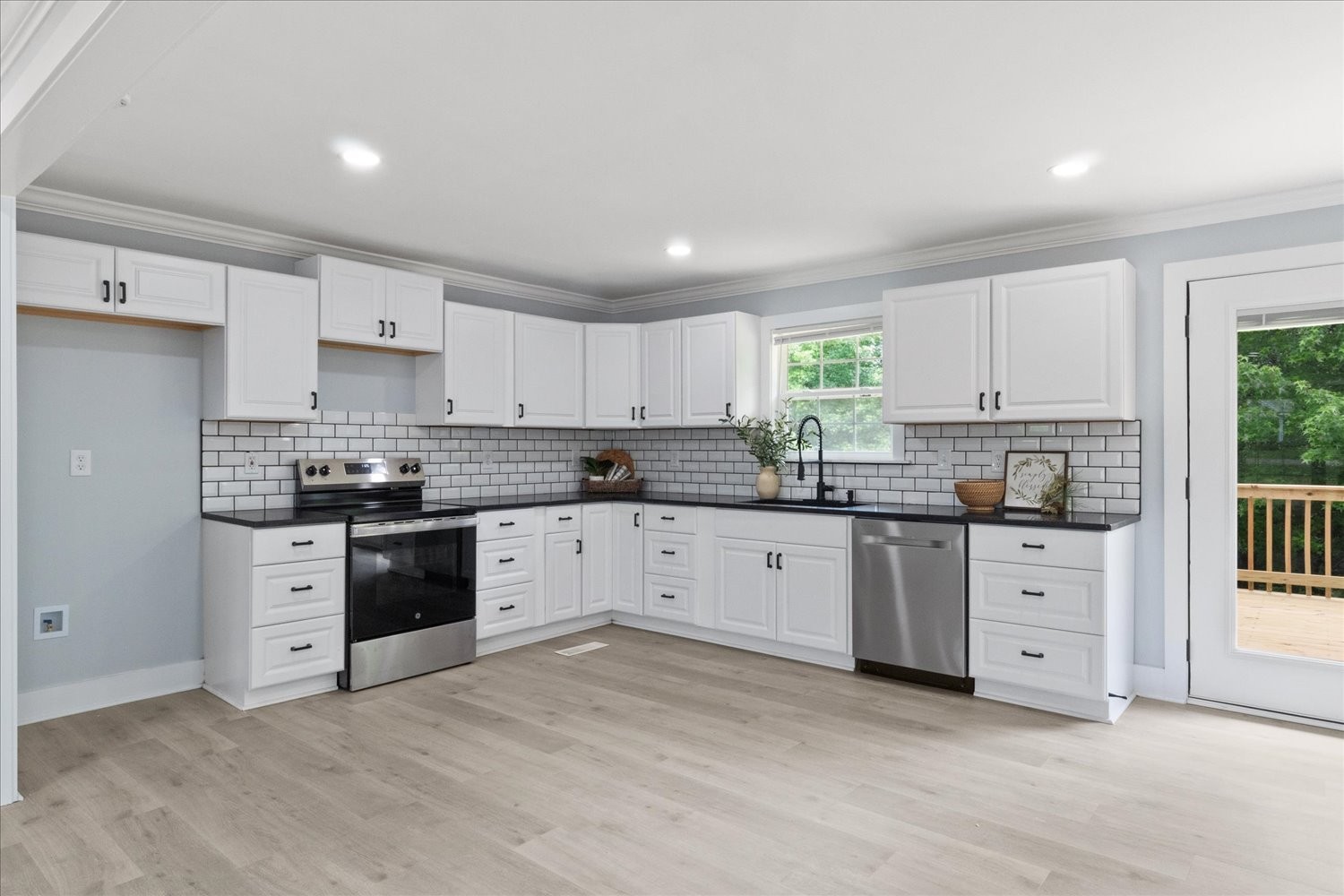 244 Beartown Rd S